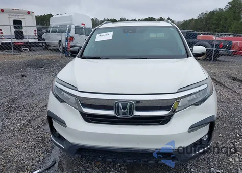 2019 Honda Pilot Touring z USA, uszkodzony, nr VIN 5FNYF5H6XKB037214